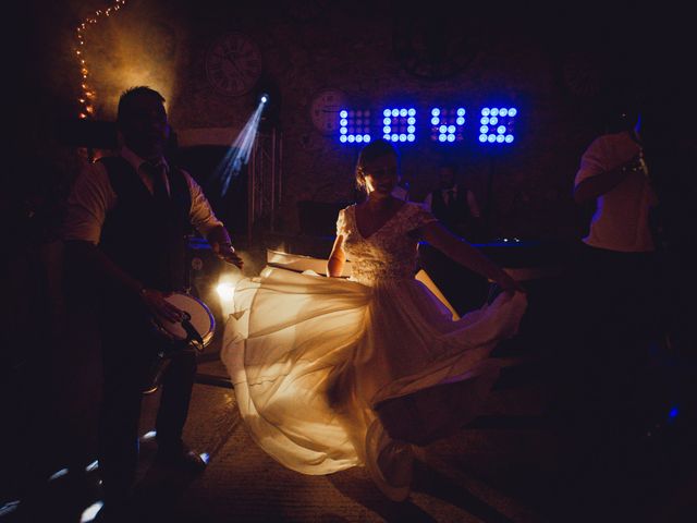 Le mariage de Tom et Marion à Ouveillan, Aude 45