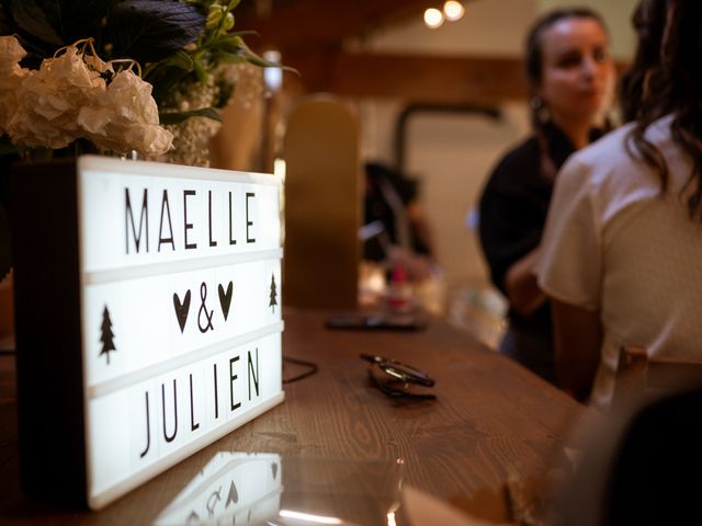 Le mariage de Julien et Maelle à Riotord, Haute-Loire 15