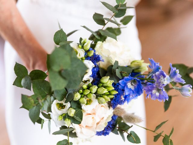 Le mariage de Etienne et Céline à Granville, Manche 5