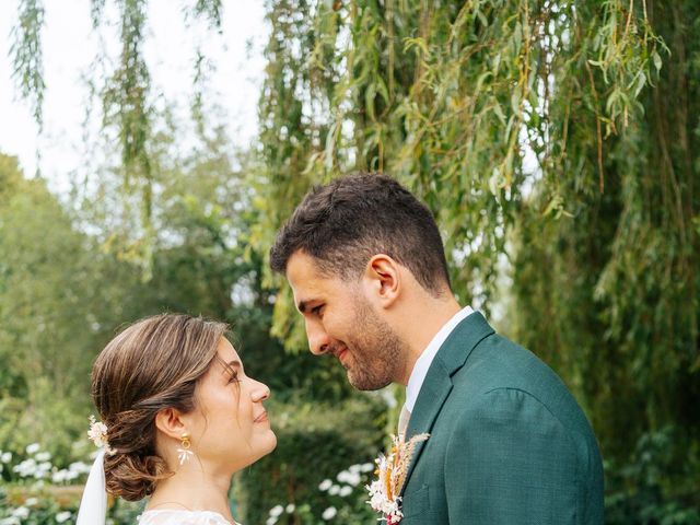 Le mariage de Adrien et Elodie à Caen, Calvados 11