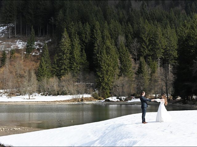 Le mariage de Alexandre et Mélanie à Le Haut-Bréda, Isère 9
