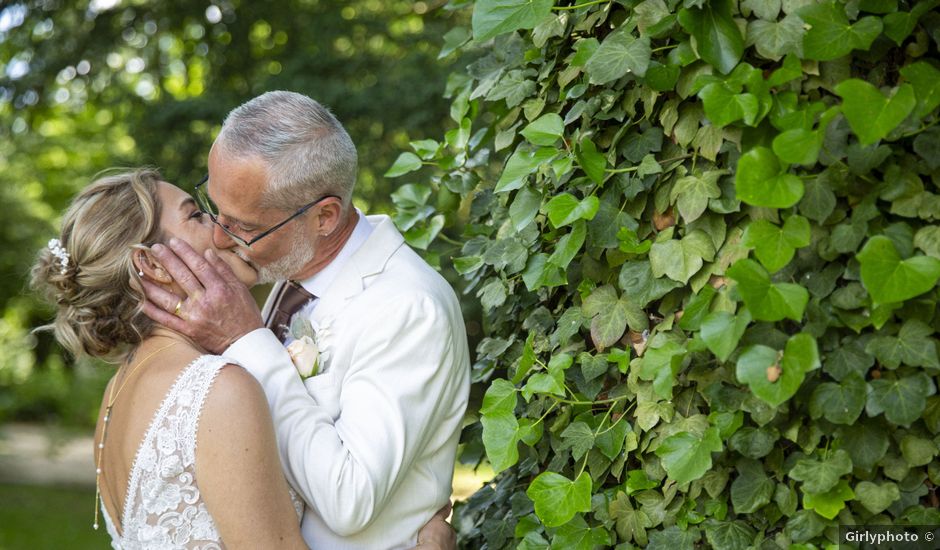 Le mariage de Avaro et Luisa à Meung-sur-Loire, Loiret