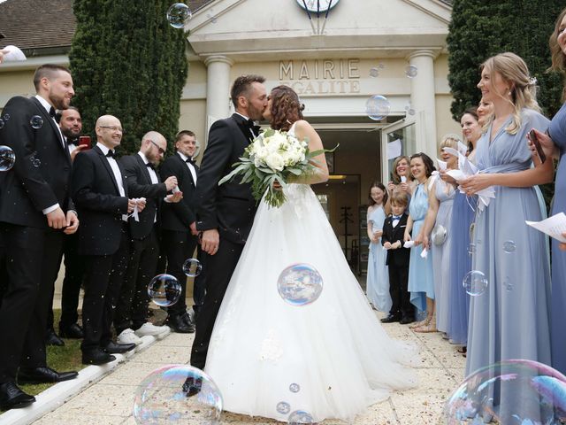 Le mariage de Elodie et Julien à Avrigny, Oise 33