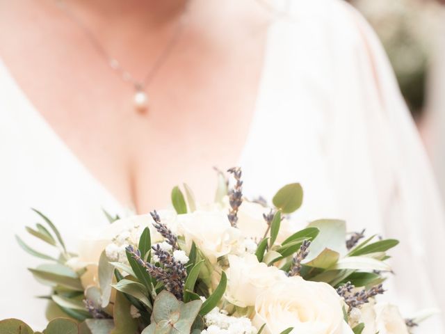 Le mariage de Léa  et Romain à Châteauneuf-Val-Saint-Donat, Alpes-de-Haute-Provence 9