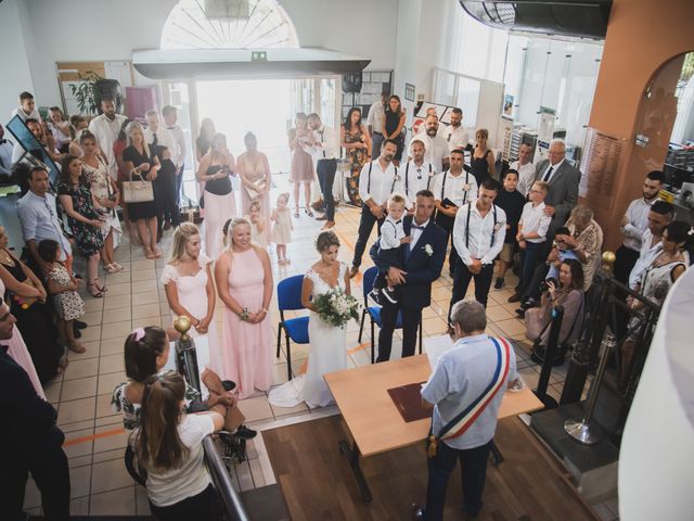 Le mariage de Marco et Laurine à Poussan, Hérault 15