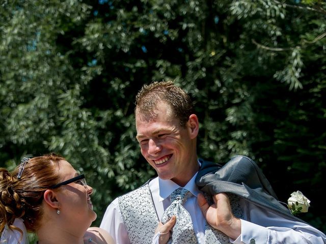 Le mariage de Laëtitia et Nicolas à Seloncourt, Doubs 18