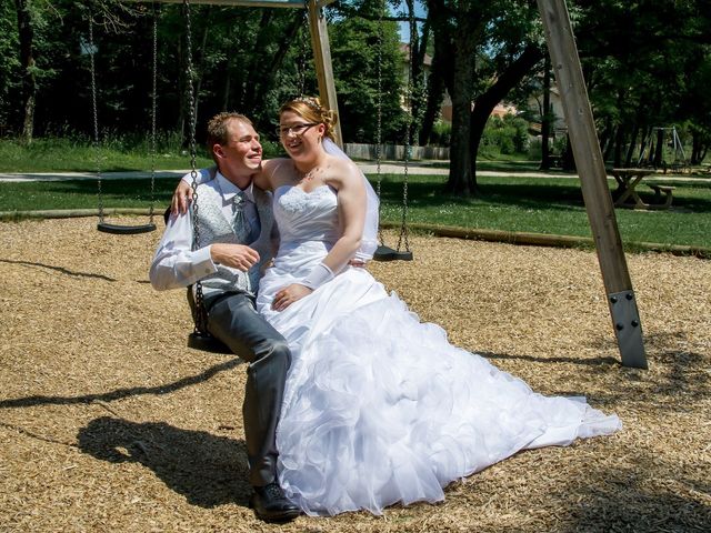 Le mariage de Laëtitia et Nicolas à Seloncourt, Doubs 33