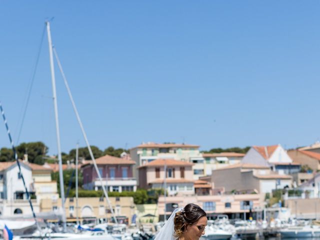 Le mariage de Julien et Ornella à Eyguières, Bouches-du-Rhône 30