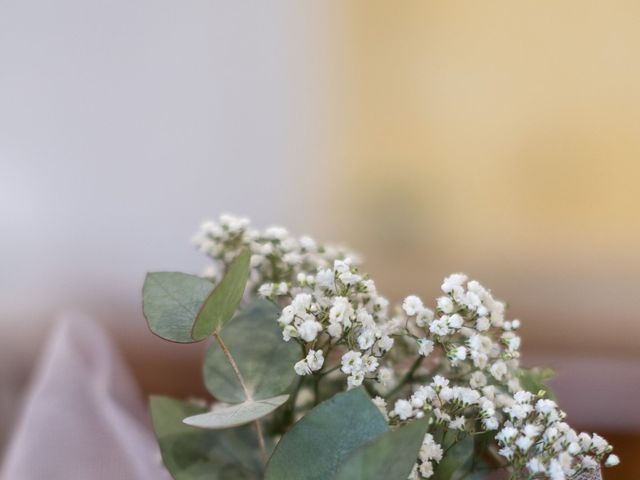 Le mariage de Julien et Ornella à Eyguières, Bouches-du-Rhône 39