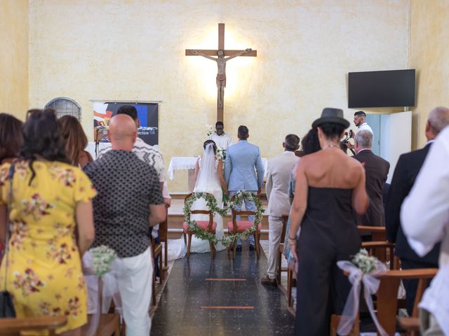 Le mariage de Julien et Ornella à Eyguières, Bouches-du-Rhône 52