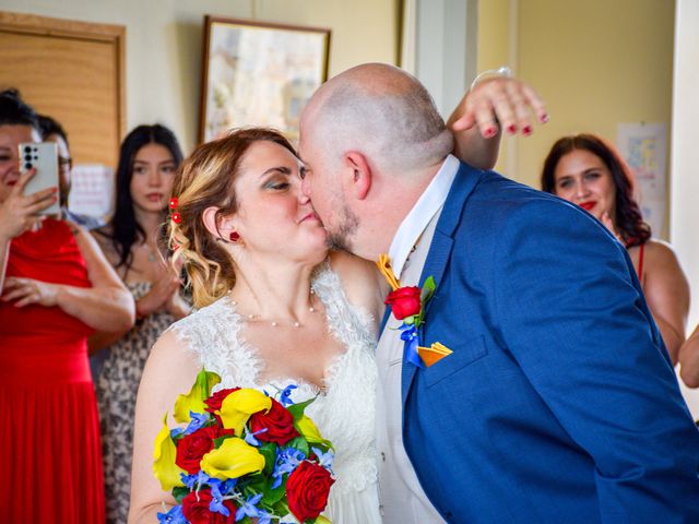 Le mariage de Alaxandre  et Maud  à Sorges, Dordogne 2