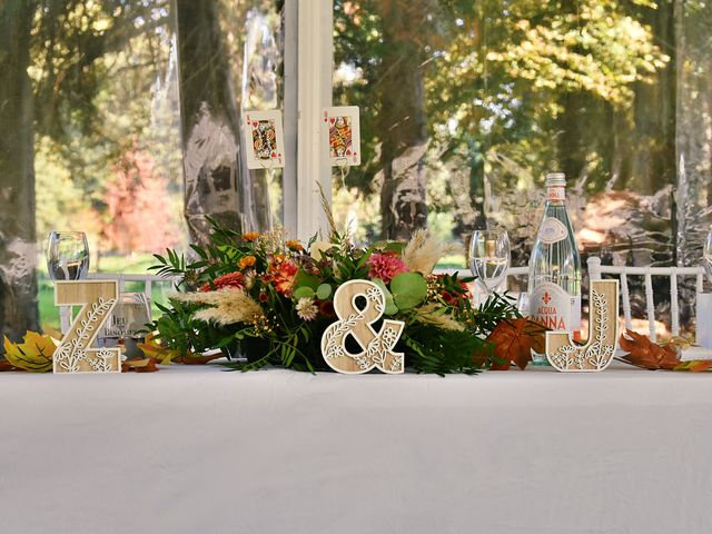 Le mariage de Jean François et Zina à Saint-Cyr-sous-Dourdan, Essonne 2