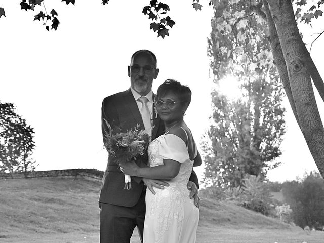 Le mariage de Jean François et Zina à Saint-Cyr-sous-Dourdan, Essonne 53