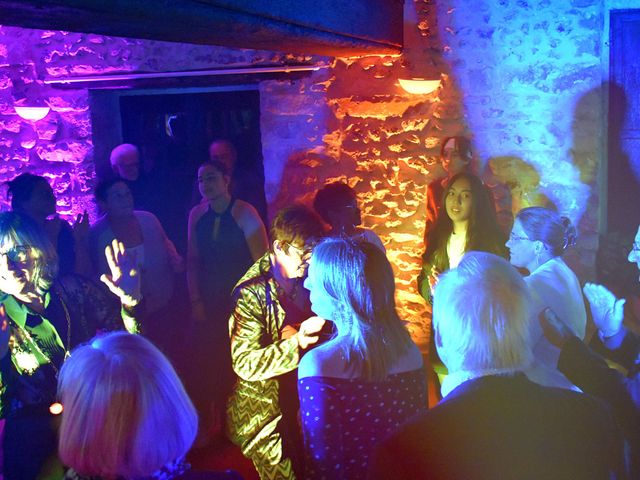 Le mariage de Jean François et Zina à Saint-Cyr-sous-Dourdan, Essonne 91
