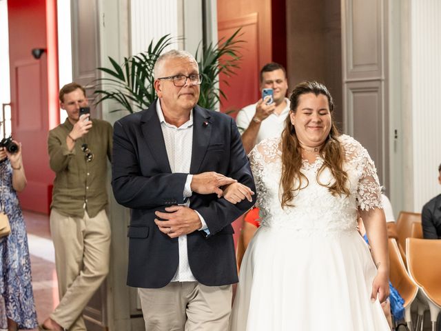 Le mariage de Marie et Julie à Nîmes, Gard 2