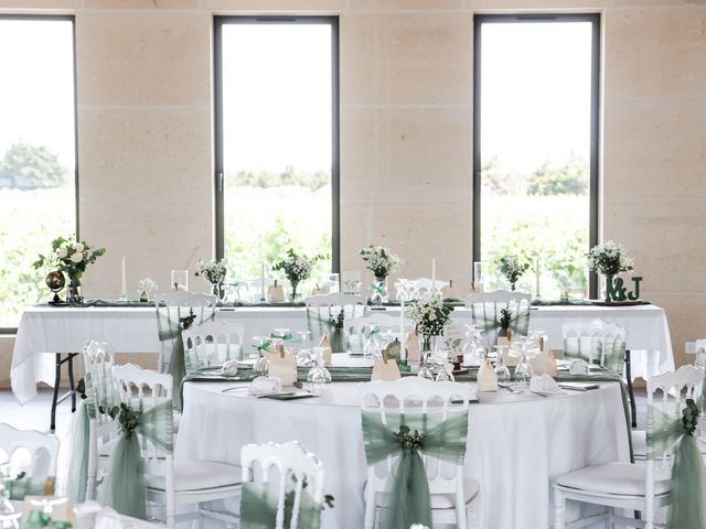 Le mariage de Marie et Julie à Nîmes, Gard 11