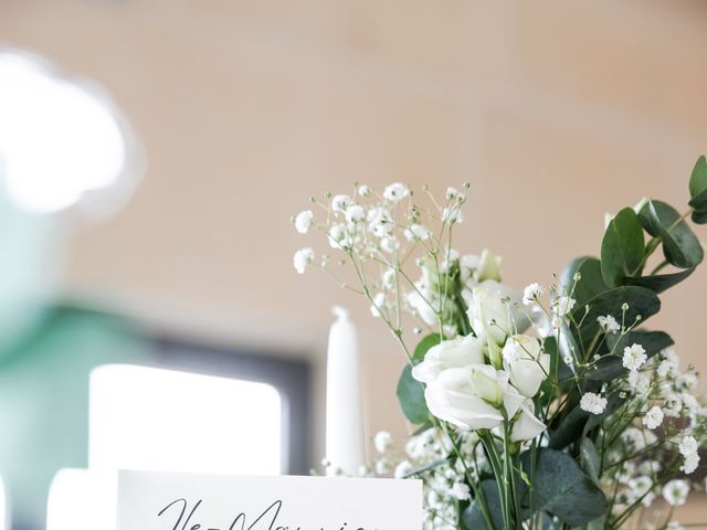 Le mariage de Marie et Julie à Nîmes, Gard 13