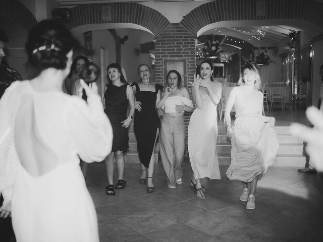 Le mariage de Sunny et Maylis à Toulouse, Haute-Garonne 103