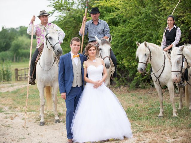 Le mariage de Jonathan et Magali à Montaren-et-Saint-Médiers, Gard 9