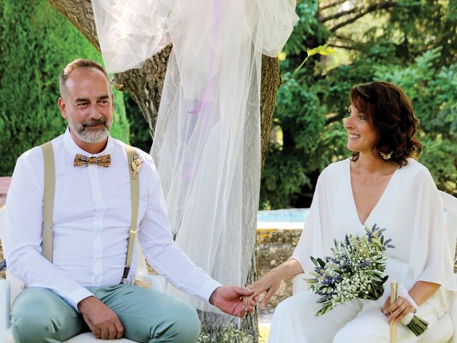 Le mariage de David et Sonia à Crillon le Brave, Vaucluse 24