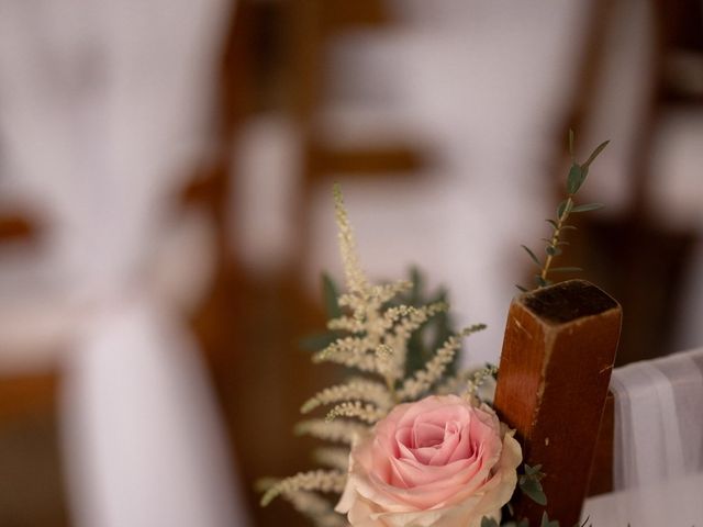 Le mariage de Kevin et Julia à Saint-Cyr-en-Val, Loiret 15