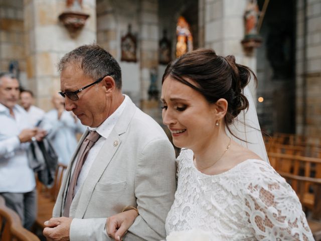 Le mariage de Nelson et Marine à Vic-le-Comte, Puy-de-Dôme 45