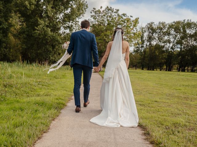 Le mariage de Giacomo et Laetitia à Port-d'Envaux, Charente Maritime 77