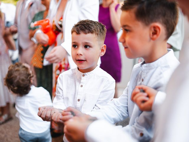 Le mariage de Romain et Elodie à Upie, Drôme 11
