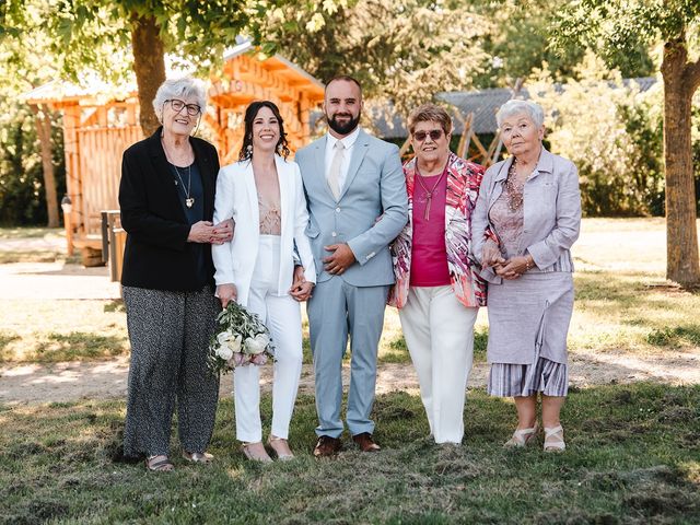 Le mariage de Romain et Elodie à Upie, Drôme 19