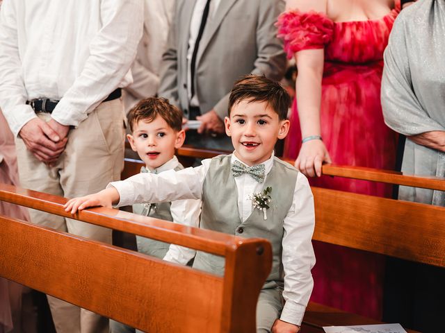 Le mariage de Romain et Elodie à Upie, Drôme 56