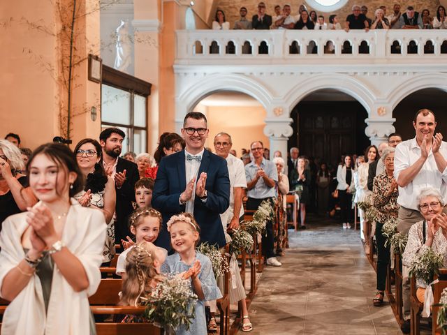 Le mariage de Romain et Elodie à Upie, Drôme 77