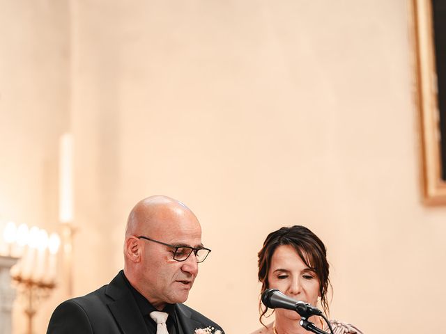 Le mariage de Romain et Elodie à Upie, Drôme 81
