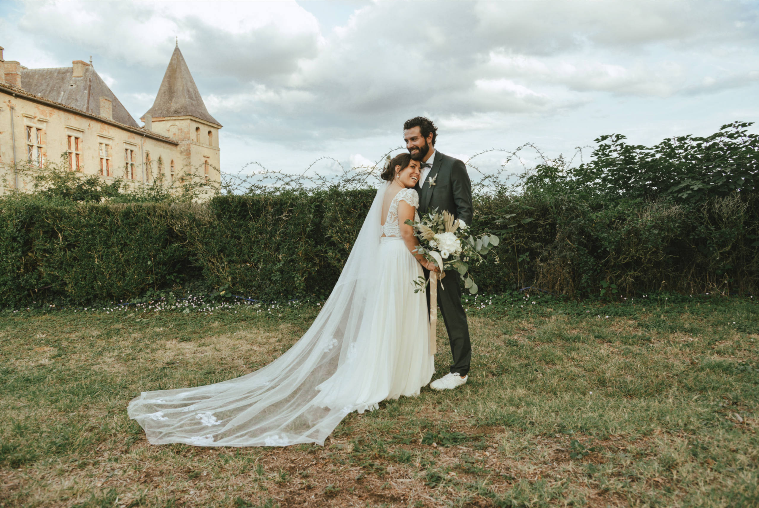 Le mariage de Mickael et Laura à Cazaux-Savès, Gers
