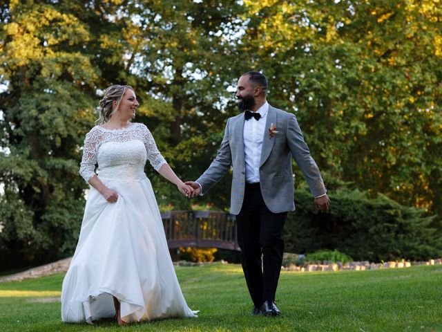 Le mariage de Alexandre et Julie à Croisy-sur-Eure, Eure 97