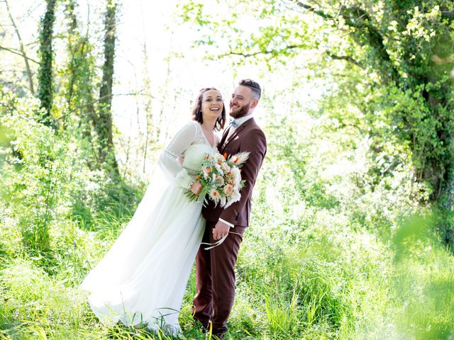 Le mariage de Jérémy et Aurélie à Malafretaz, Ain 29