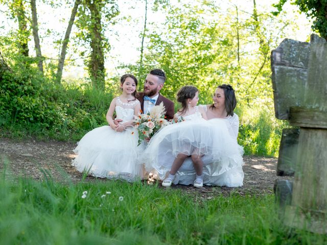 Le mariage de Jérémy et Aurélie à Malafretaz, Ain 31