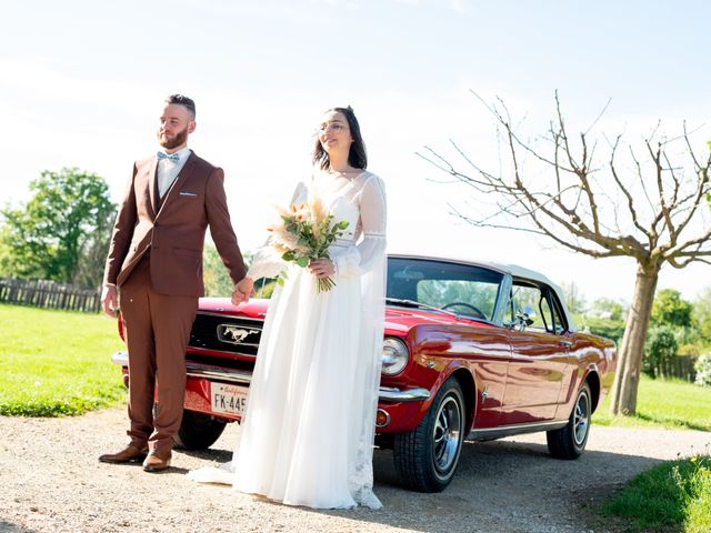 Le mariage de Jérémy et Aurélie à Malafretaz, Ain 33