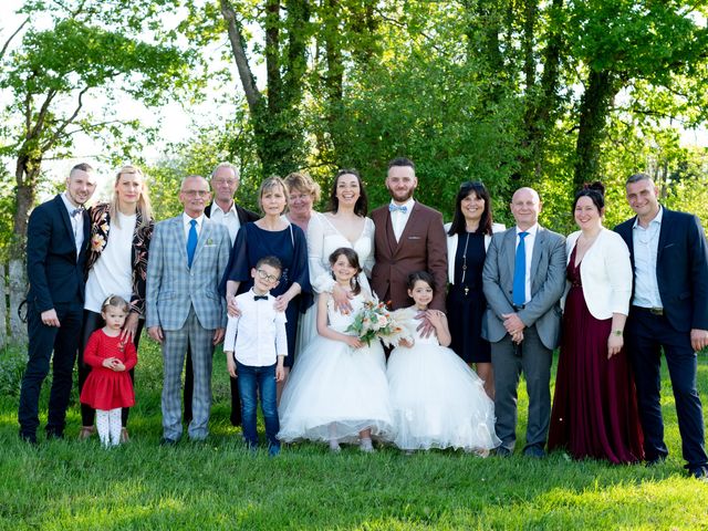 Le mariage de Jérémy et Aurélie à Malafretaz, Ain 34