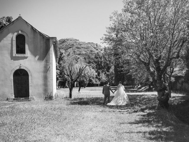 Le mariage de Jérémy et Alexandra à Les Vignères, Vaucluse 1