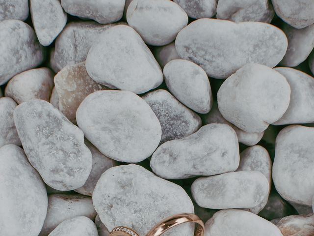 Le mariage de Maxime et Amandine à La Charité-sur-Loire, Nièvre 5