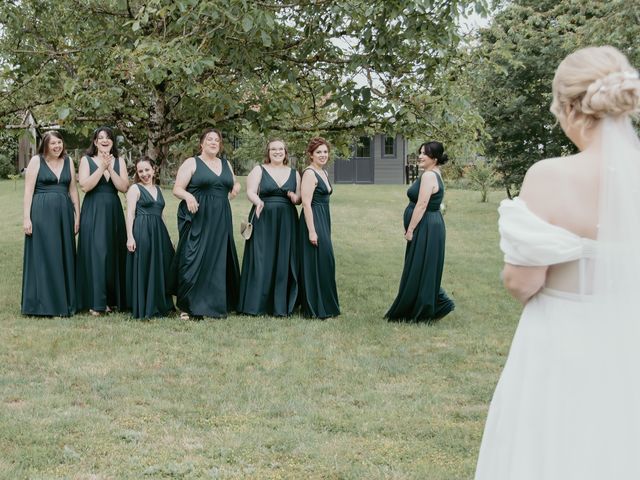 Le mariage de Maxime et Amandine à La Charité-sur-Loire, Nièvre 10