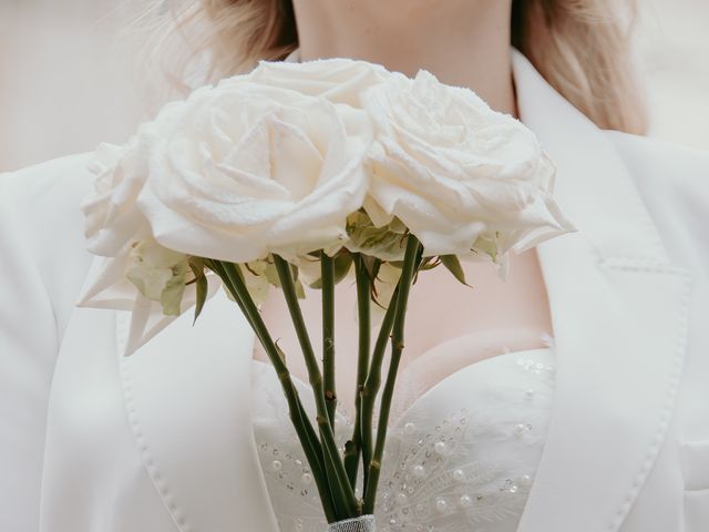 Le mariage de Maxime et Amandine à La Charité-sur-Loire, Nièvre 16