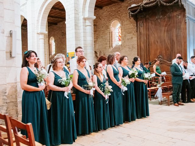 Le mariage de Maxime et Amandine à La Charité-sur-Loire, Nièvre 24