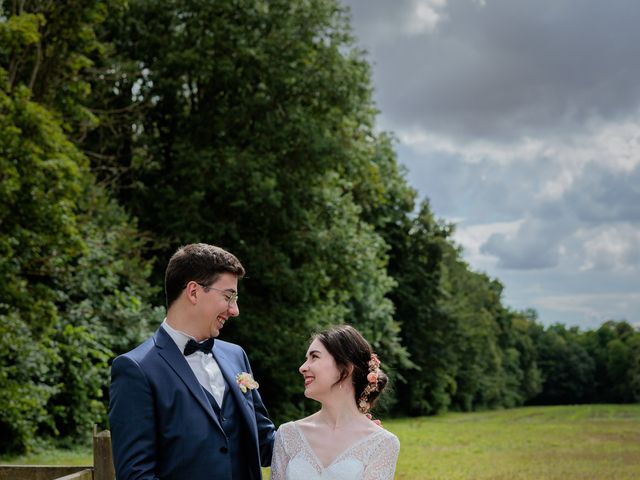 Le mariage de Aglaé et Léo à Versailles, Yvelines 32