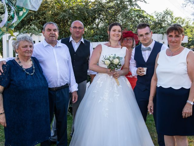 Le mariage de Judicaël et Chloë à Mélisey, Haute-Saône 17