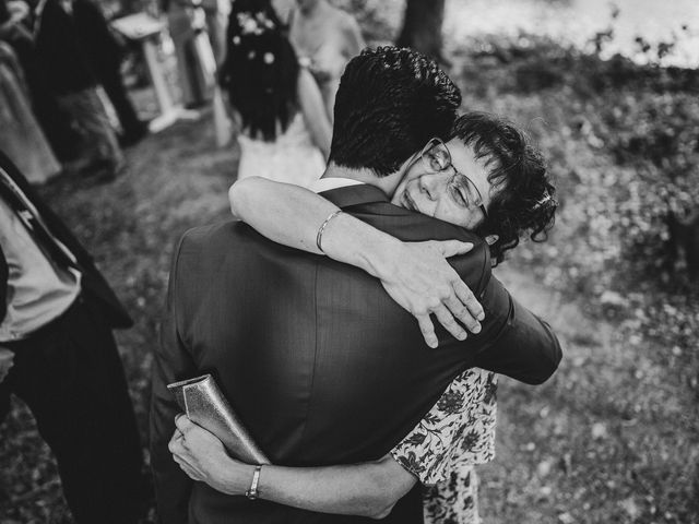 Le mariage de Théo et Hiba à Saint-Dier-d&apos;Auvergne, Puy-de-Dôme 23