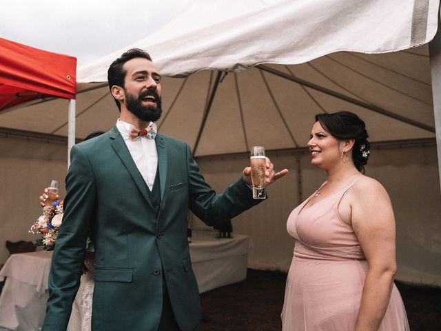 Le mariage de Théo et Hiba à Saint-Dier-d&apos;Auvergne, Puy-de-Dôme 33