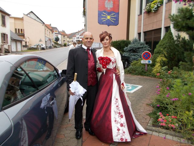 Le mariage de Anke et Serge à Grosbliederstroff, Moselle 3