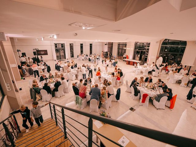 Le mariage de Louise et Thibault à Bergerac, Dordogne 2