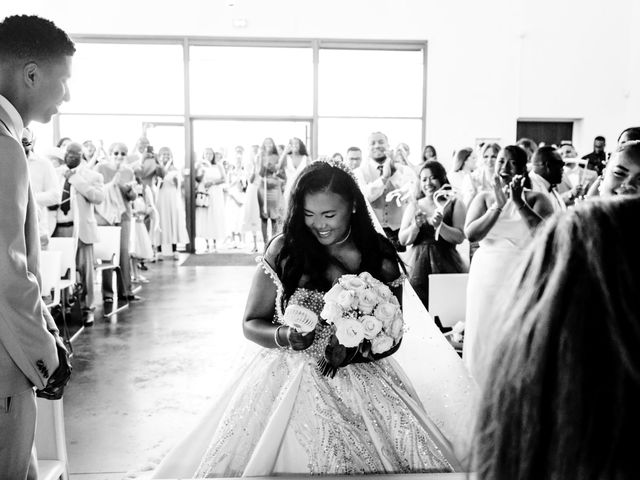 Le mariage de Julien et Tatiana à Lançon-Provence, Bouches-du-Rhône 65